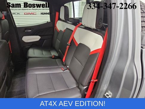 Used 2024 GMC Canyon AT4X w/ AT4X AEV Edition AWD/4WD image 33