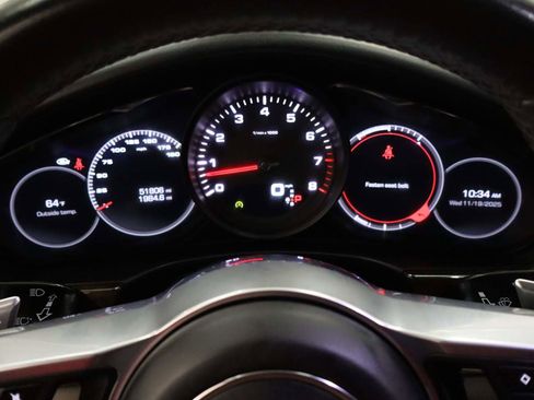 Used 2019 Porsche Panamera image 7