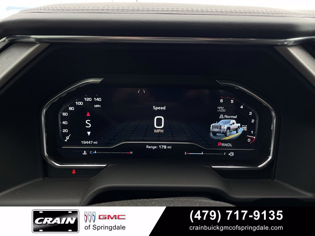 Used 2025 GMC Sierra 2500 Denali w/ Technology Package AWD/4WD image 13