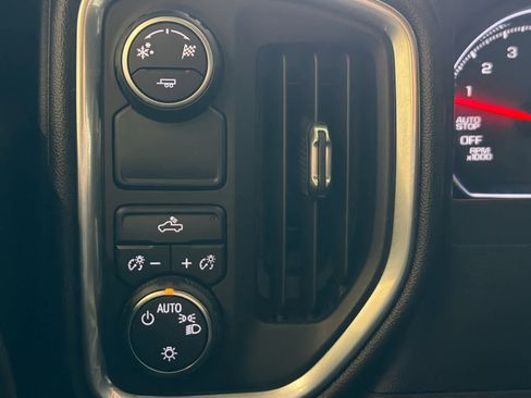 Used 2019 Chevrolet Silverado 1500 LT w/ All-Star Edition image 35