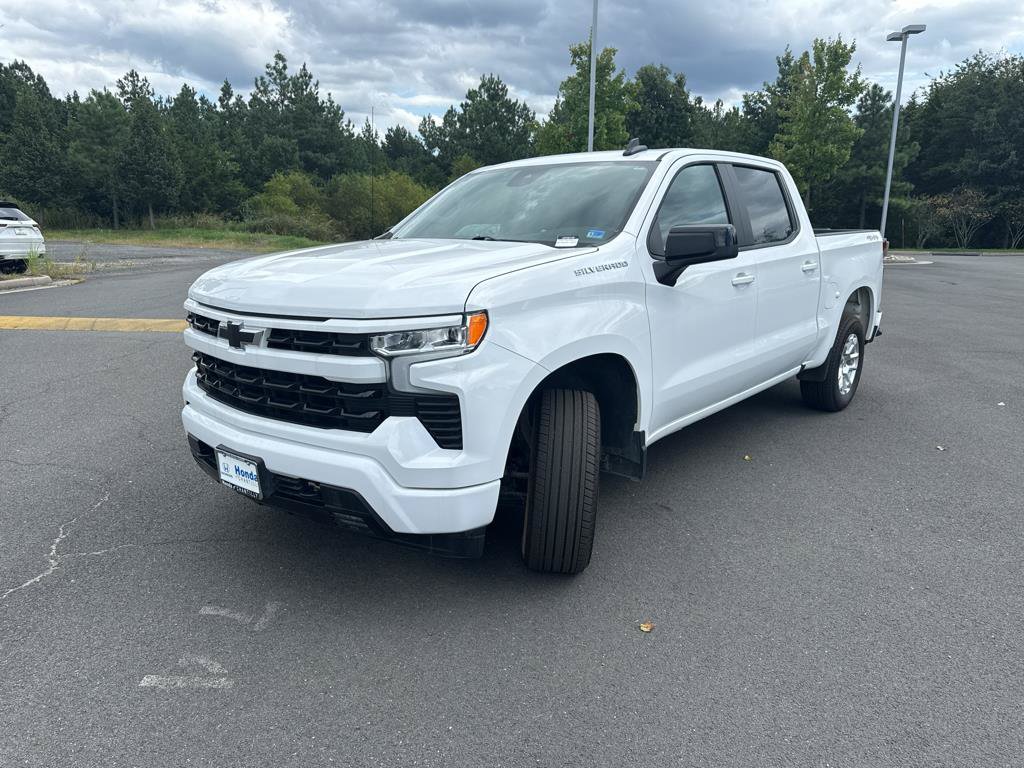 Used 2026 Chevrolet Silverado 1500 RST AWD/4WD image 3