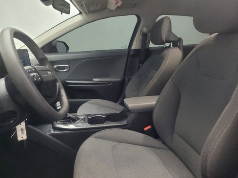 Used 2025 Kia K4 FWD image 17