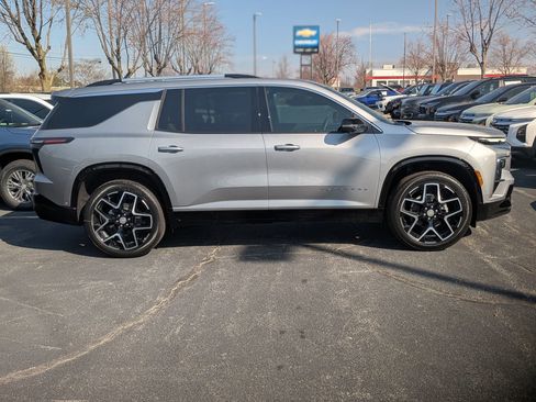 New 2026 Chevrolet Traverse High Country FWD image 9
