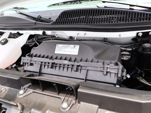 New 2025 GMC Savana 3500 w/ Power Convenience Package image 31