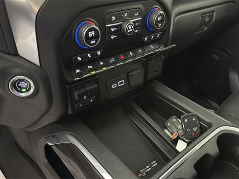 Used 2021 Chevrolet Silverado 1500 LTZ w/ LTZ Premium Package image 22