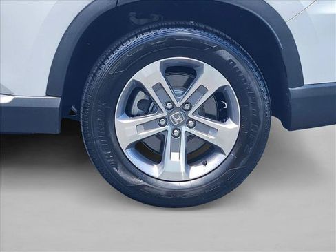 Used 2025 Honda Pilot EX-L image 4