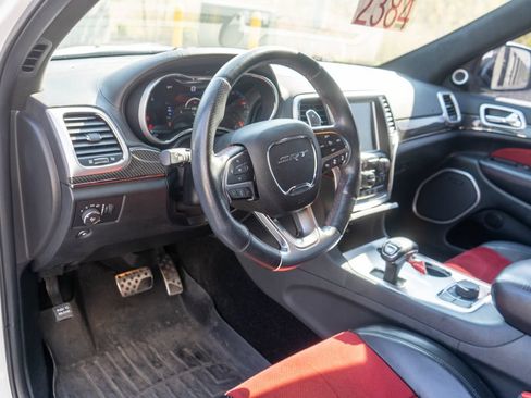 Used 2015 Jeep Grand Cherokee SRT w/ Quick Order Package 26J AWD/4WD image 16