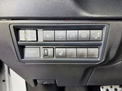 Certified 2025 Toyota Tundra SR5 AWD/4WD image 29