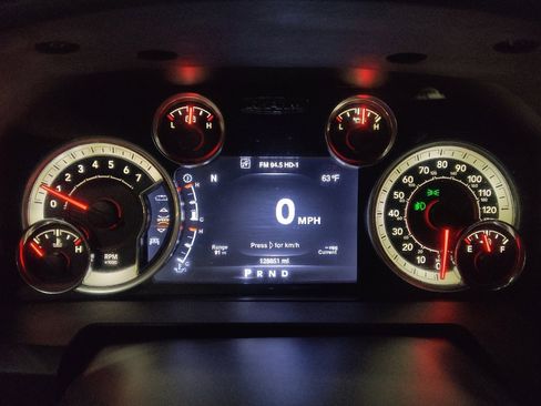 Used 2016 RAM 1500 Big Horn image 23