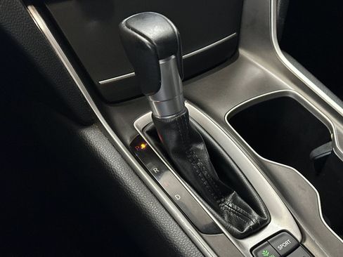 Used 2021 Honda Accord Sport image 17