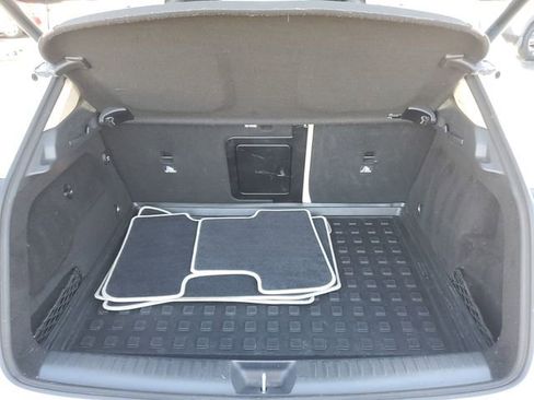 Used 2015 Mercedes-Benz GLA 250 4MATIC image 9