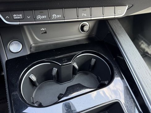 Used 2024 Audi A4 2.0T Premium Plus image 14