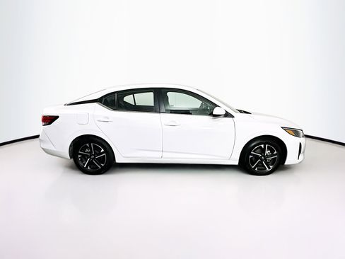 Used 2025 Nissan Sentra SV image 10
