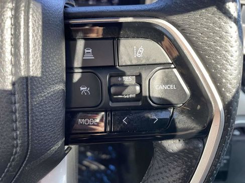 Used 2023 Toyota Tundra Capstone AWD/4WD image 33