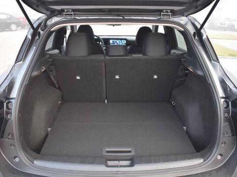 Used 2026 Nissan Kicks SV w/ SV Premium Package FWD image 36