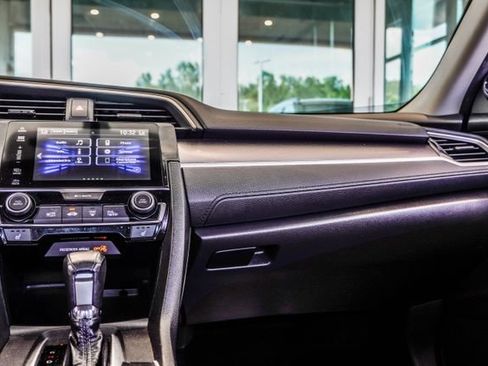 Used 2018 Honda Civic EX-T image 17
