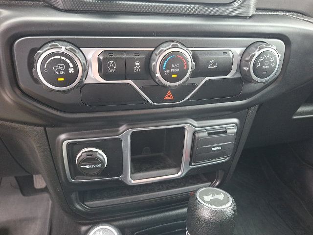 Used 2021 Jeep Wrangler Unlimited Sport AWD/4WD image 16