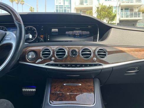 Used 2015 Mercedes-Benz S 550 Sedan image 21