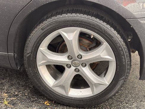 Used 2013 Toyota Venza XLE image 36