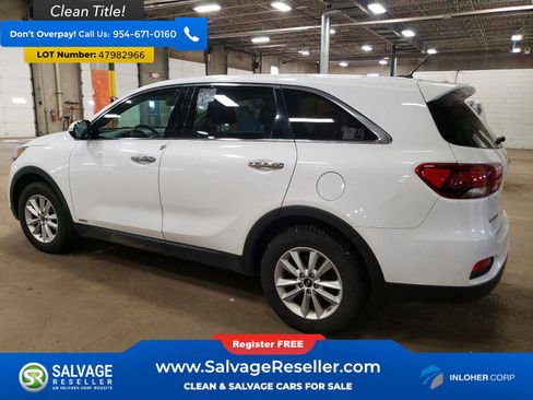 Used 2019 Kia Sorento AWD image 3