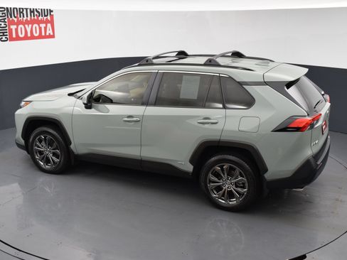 Used 2022 Toyota RAV4 XLE Premium AWD/4WD image 21