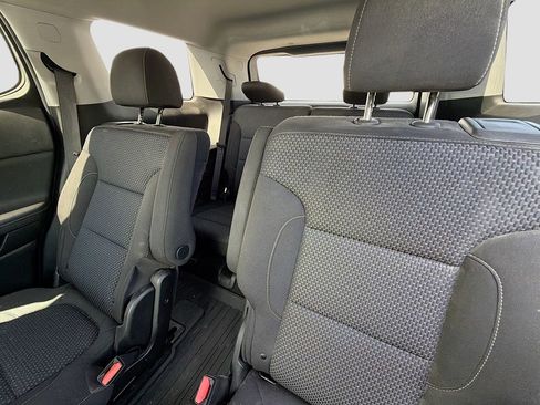 Used 2020 GMC Acadia SLE w/ Driver Convenience Package FWD image 13