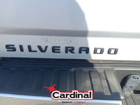 Used 2018 Chevrolet Silverado 1500 LT w/ All Star Edition image 7