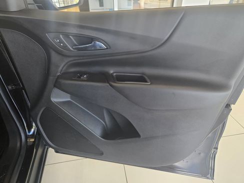 Used 2020 Chevrolet Equinox LT w/ Driver Convenience Package FWD image 21