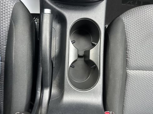 Used 2022 Kia Soul LX image 23