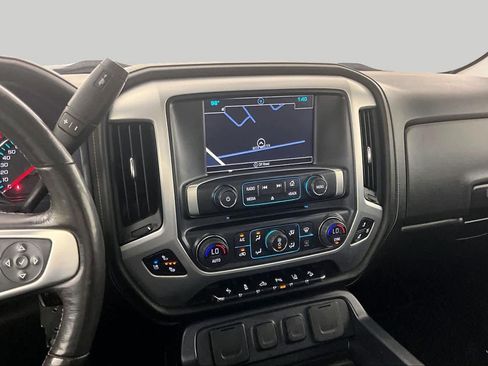 Used 2018 GMC Sierra 2500 SLT AWD/4WD image 7