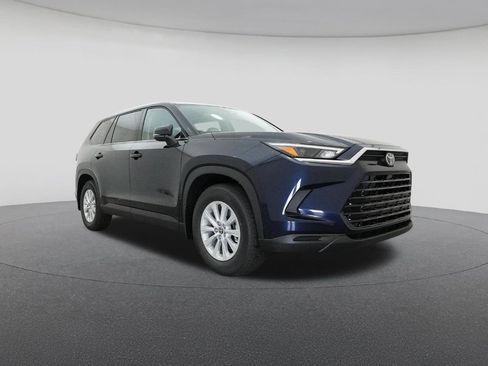New 2026 Toyota Grand Highlander XLE image 29