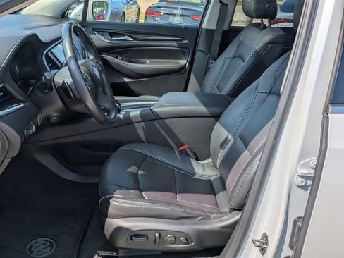 Used 2020 Buick Enclave Avenir w/ Avenir Technology Package FWD image 7