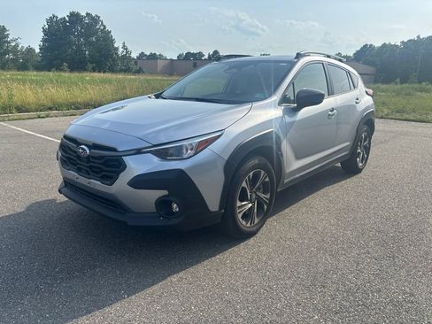 Used 2025 Subaru Crosstrek 2.5i Premium AWD/4WD image 3