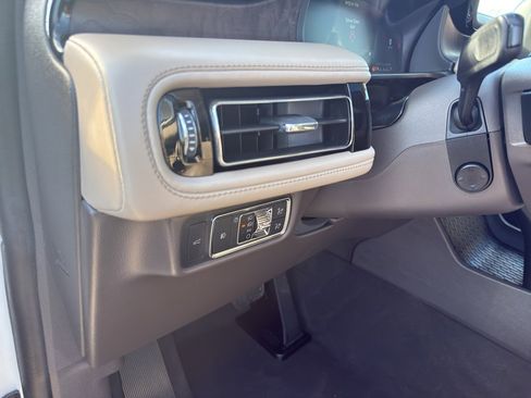 Used 2022 Lincoln Aviator Reserve w/ Equipment Group 201A image 13