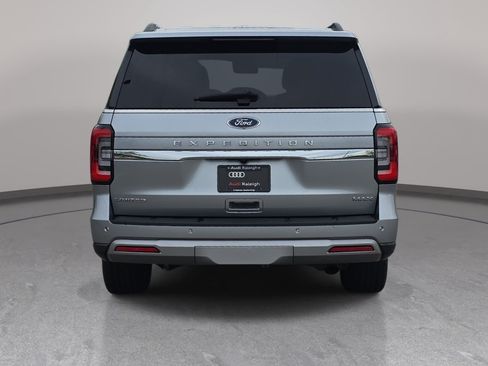 Used 2024 Ford Expedition Max Limited RWD image 6