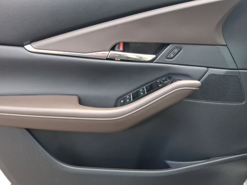 Certified 2023 MAZDA CX-30 AWD 2.5 S w/ Premium Package image 13