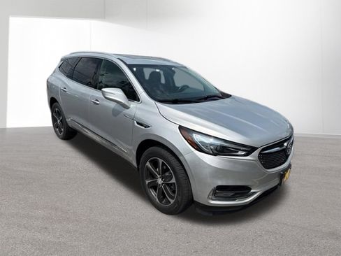 Used 2020 Buick Enclave Essence w/ Sport Touring Edition AWD/4WD image 27