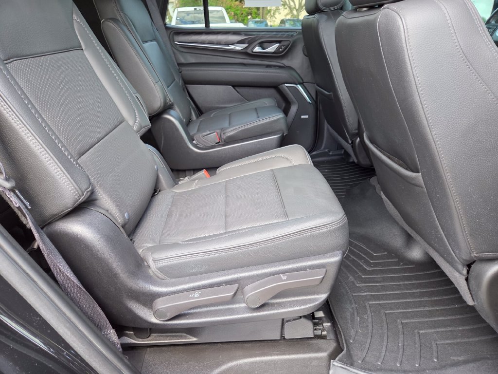 Used 2022 GMC Yukon Denali AWD/4WD image 18