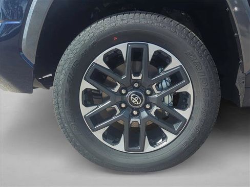New 2026 Toyota Tundra Limited AWD/4WD image 9