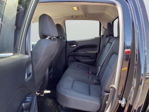 Used 2016 Chevrolet Colorado LT w/ Midnight Edition AWD/4WD image 10