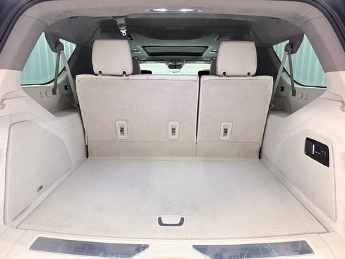 Used 2023 Cadillac Escalade ESV Premium Luxury Platinum w/ LPO, Radiant Package AWD/4WD image 43