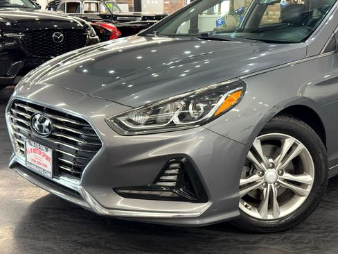 Used 2018 Hyundai Sonata SEL image 2