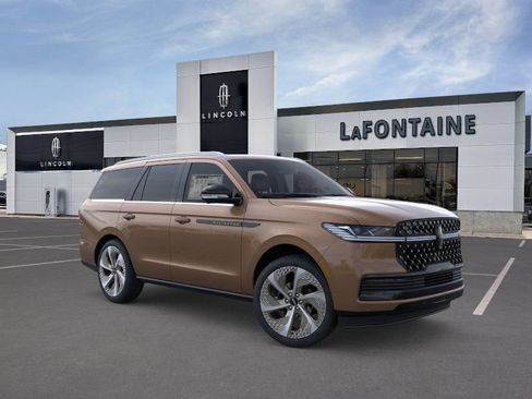New 2026 Lincoln Navigator Black Label AWD/4WD image 7