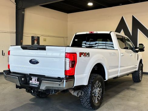Used 2017 Ford F350 Lariat w/ Lariat Ultimate Package AWD/4WD image 4