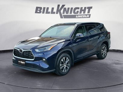 Used 2022 Toyota Highlander XLE