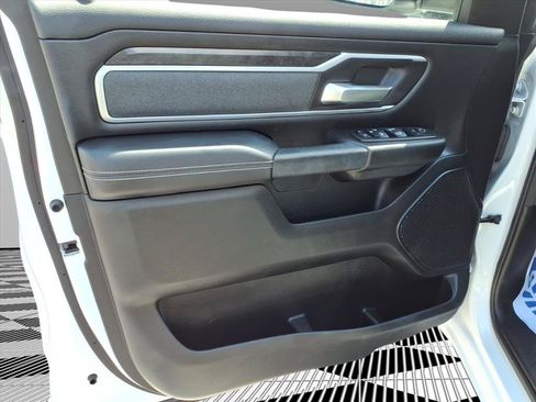 Used 2022 RAM 1500 Big Horn AWD/4WD image 16