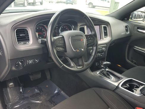 Used 2023 Dodge Charger SXT image 9