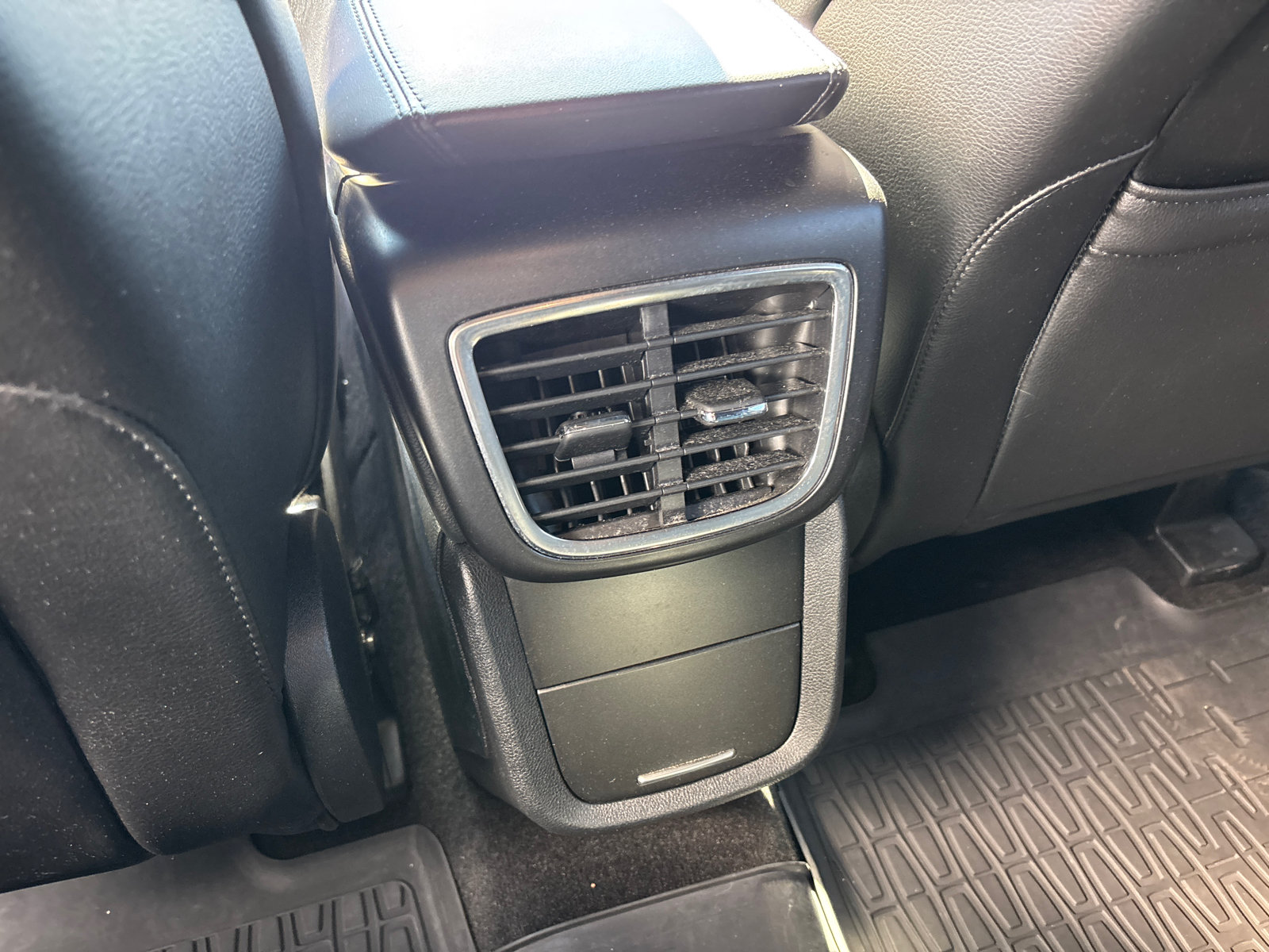 Used 2019 Lincoln Nautilus Premier AWD/4WD image 29