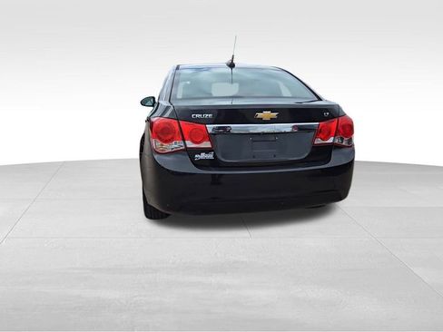 Used 2015 Chevrolet Cruze LT image 7