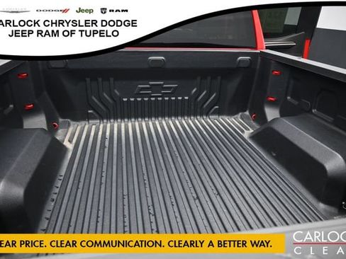 Used 2024 Chevrolet Silverado 1500 LT w/ Z71 Off-Road Package AWD/4WD image 31
